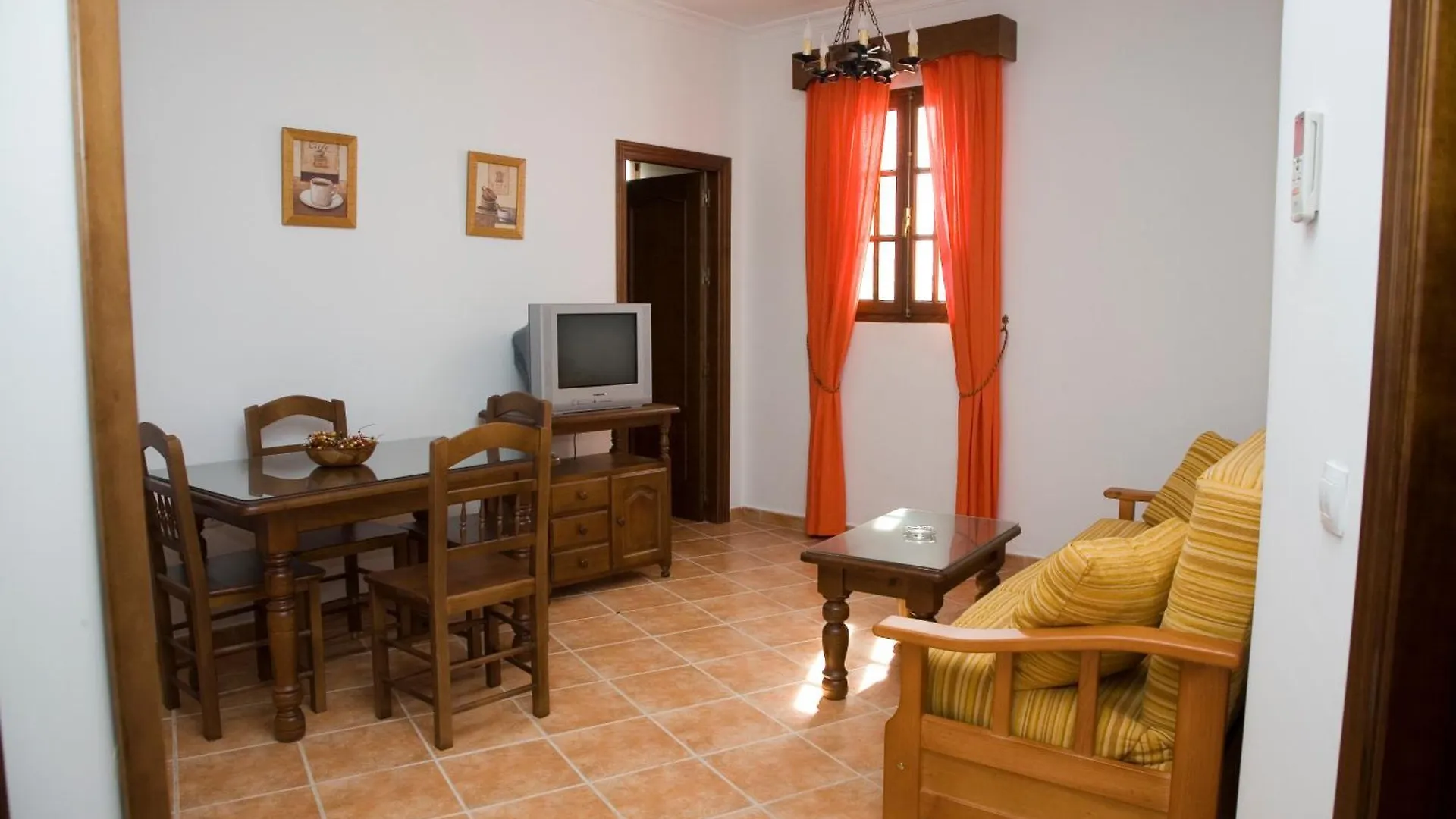 Apartamentos Reysan Vejer de la Frontera